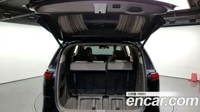 Kia Carnival, 2021