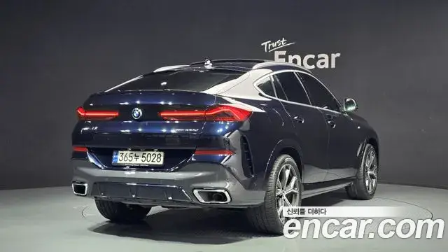 BMW X6, 2022