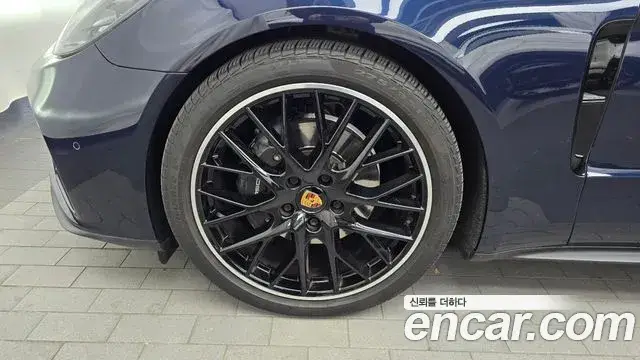Porsche Panamera, 2021