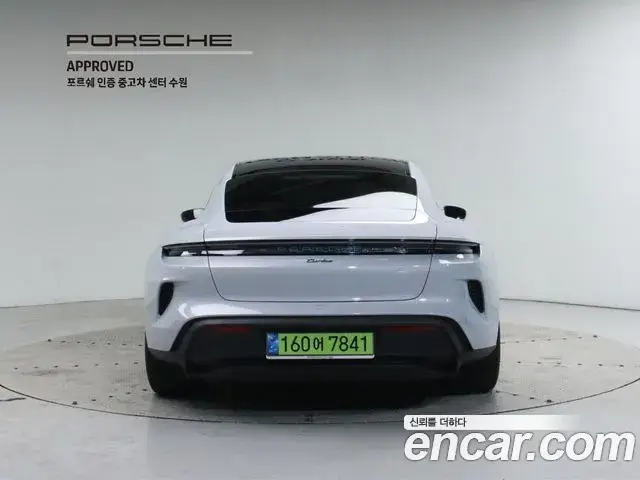 Porsche Taycan, 2025