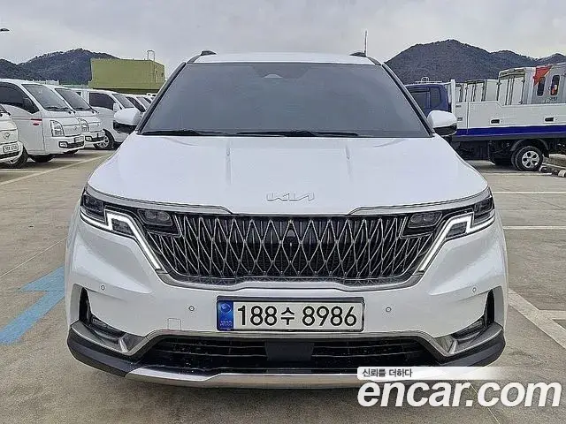 Kia Carnival, 2023