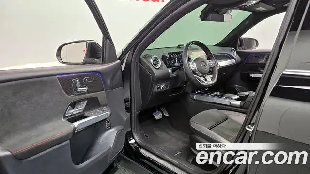 Mercedes-Benz GLB-Class, 2023