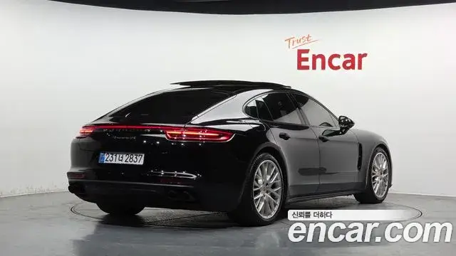 Porsche Panamera, 2018