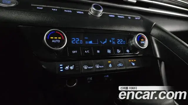 Hyundai The New Avante Hybrid, 2021