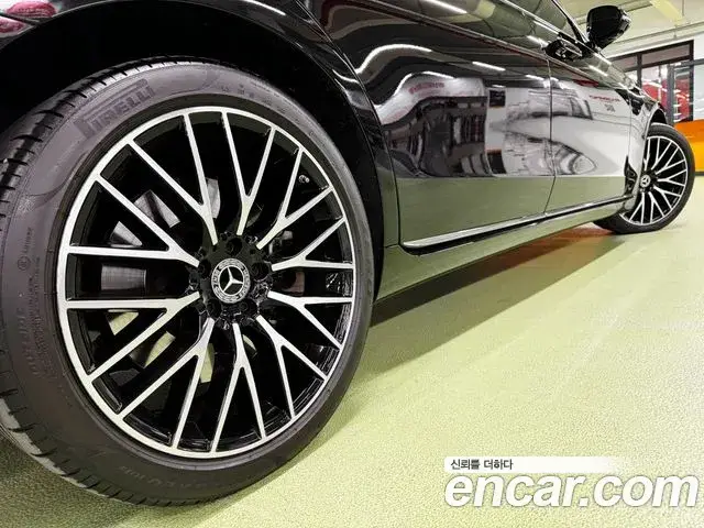 Mercedes-Benz S-Class, 2022