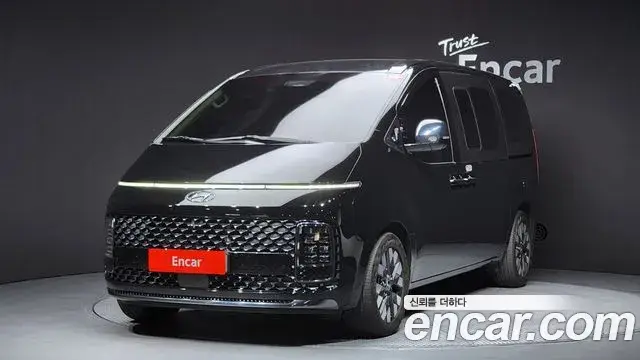 Hyundai Staria, 2023