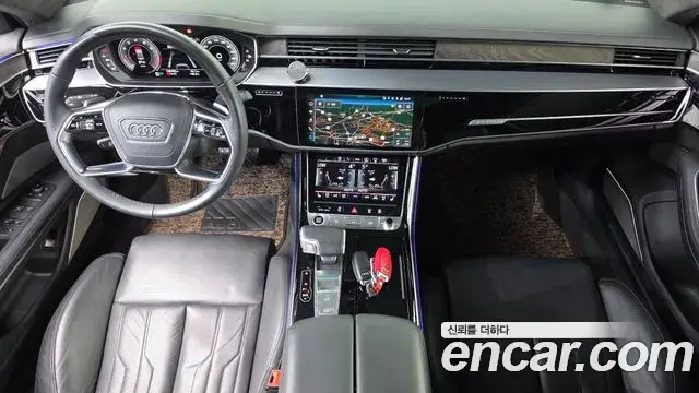 Audi A8, 2021