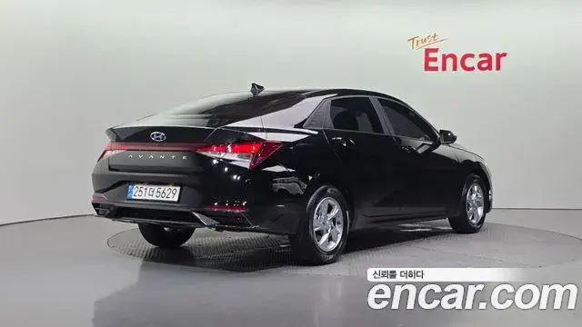 Hyundai Avante, 2022