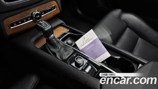 Volvo XC90, 2019