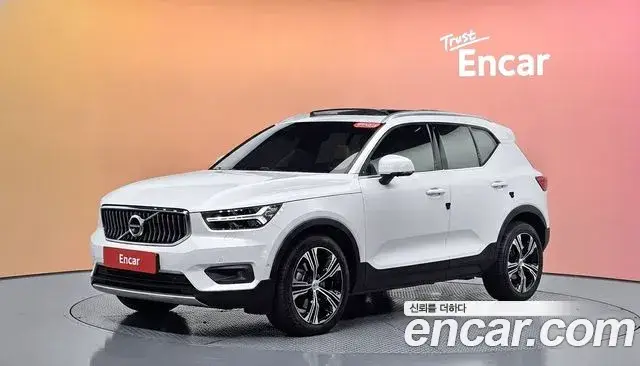 Volvo XC40, 2021