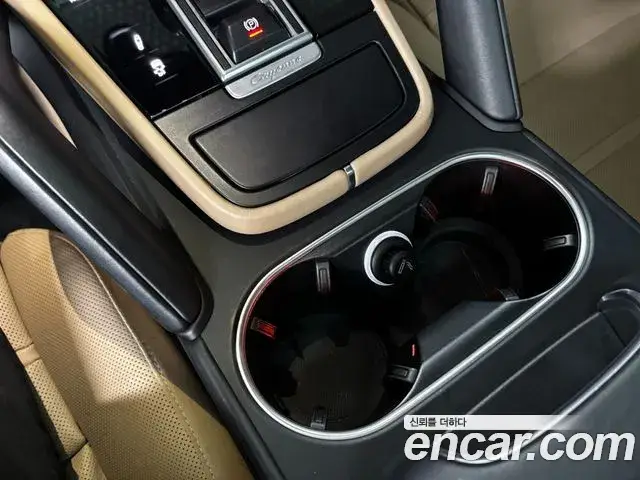 Porsche Cayenne, 2021