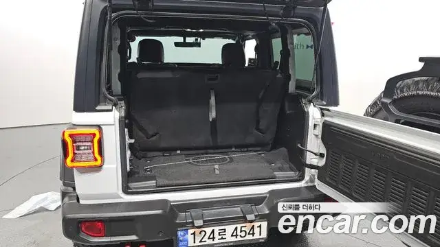 Jeep Wrangler, 2023