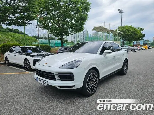 Porsche Cayenne, 2023