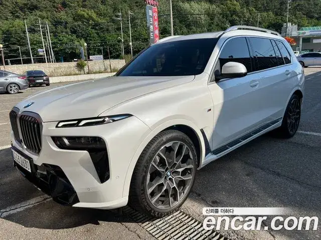 BMW X7, 2025