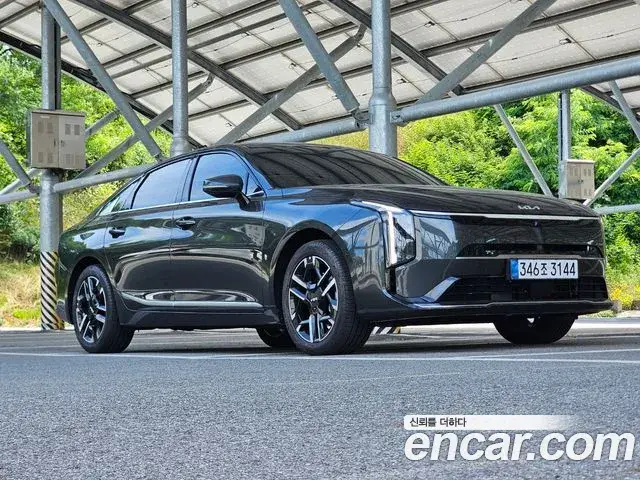 Kia K8, 2025