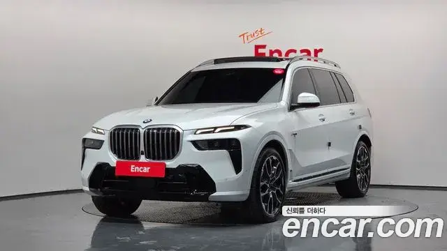 BMW X7, 2025