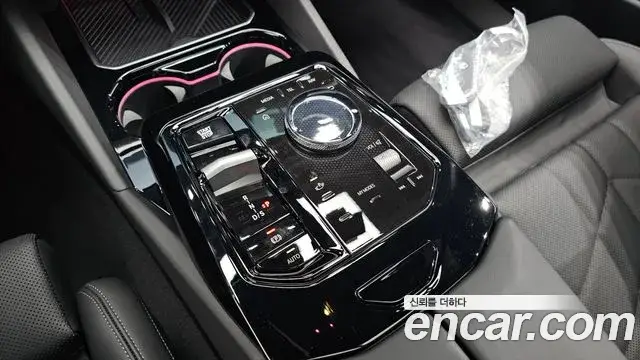 BMW 5 Series, 2025