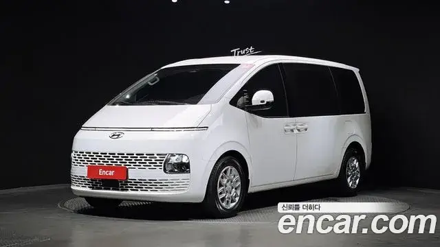 Hyundai Staria, 2022
