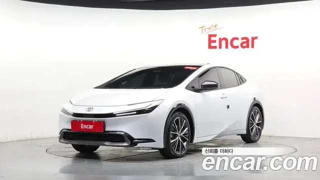 Toyota Prius, 2025