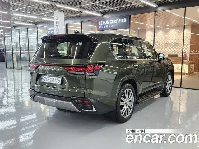 Lexus LX, 2025