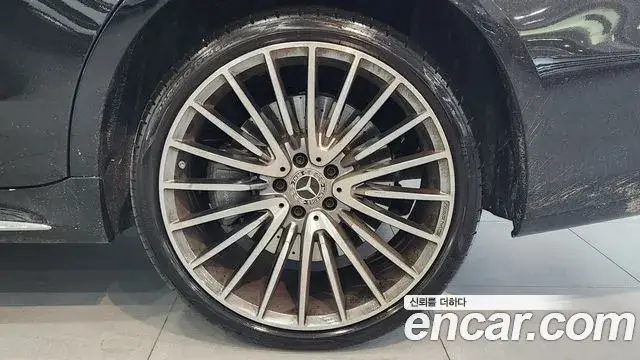 Mercedes-Benz S-Class, 2025
