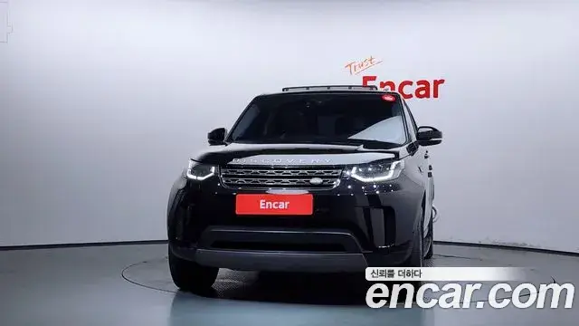 Land Rover Discovery 5, 2018