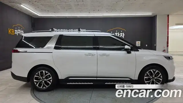 Kia Carnival, 2021