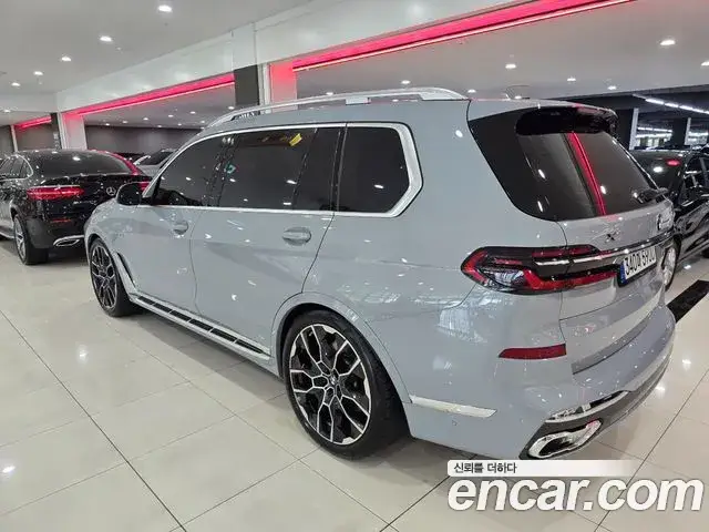 BMW X7, 2025