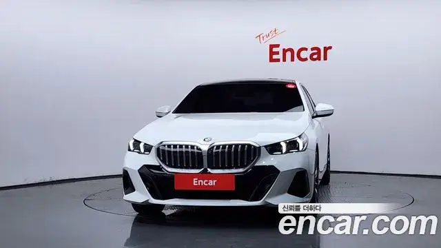 BMW 5 Series, 2026