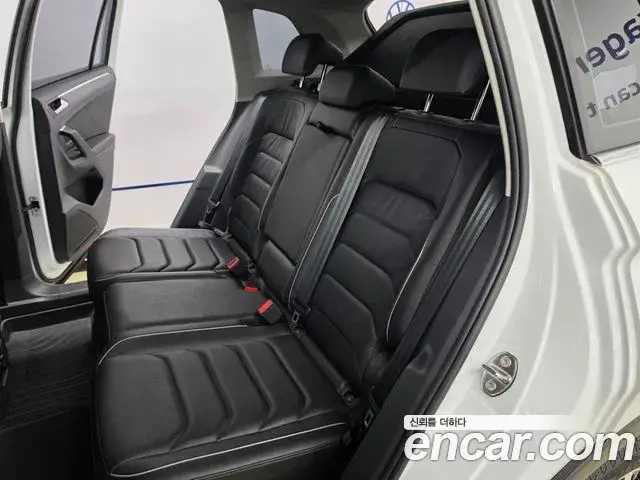 Volkswagen Tiguan, 2022
