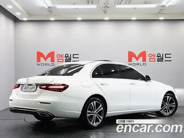 Mercedes-Benz E-Class, 2023