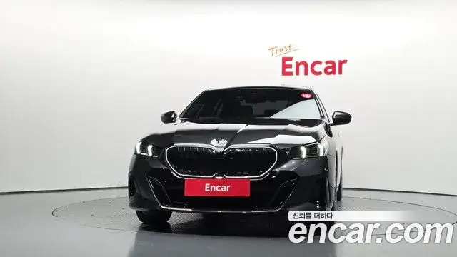 BMW 5 Series, 2025