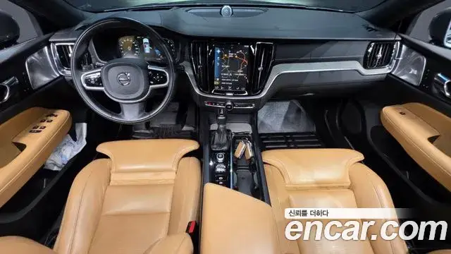 Volvo V60 Cross Country, 2019