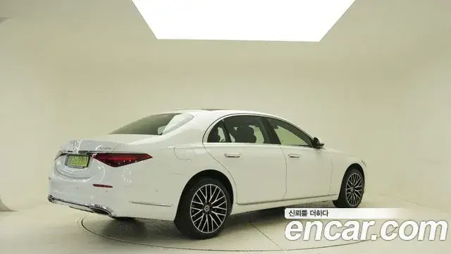 Mercedes-Benz S-Class, 2025