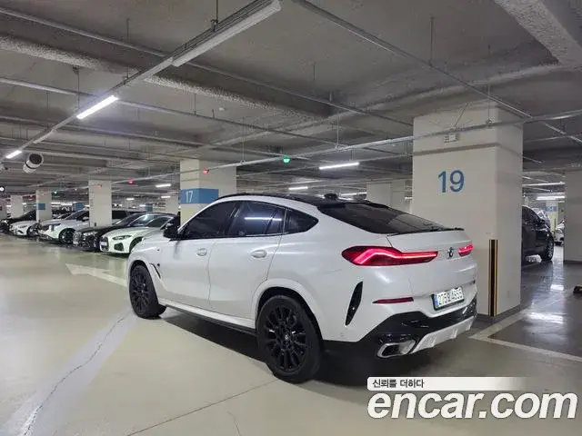 BMW X6, 2025