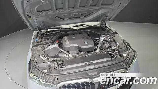 BMW 5 Series, 2024