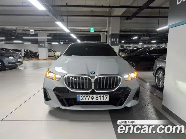 BMW 5 Series, 2025