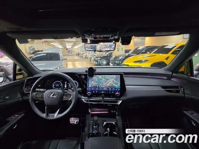 Lexus RX500h, 2025