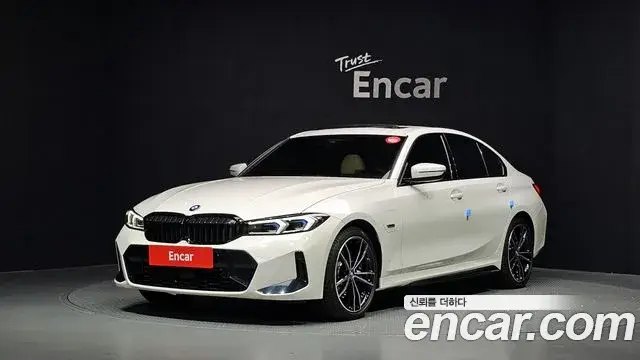 BMW 3 Series, 2023