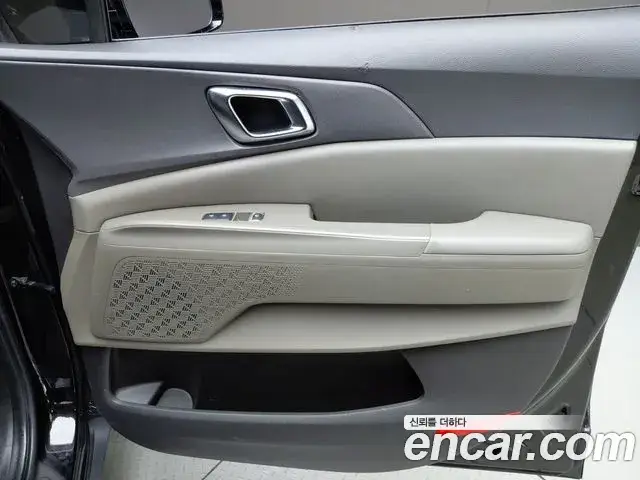 Kia Carnival, 2023
