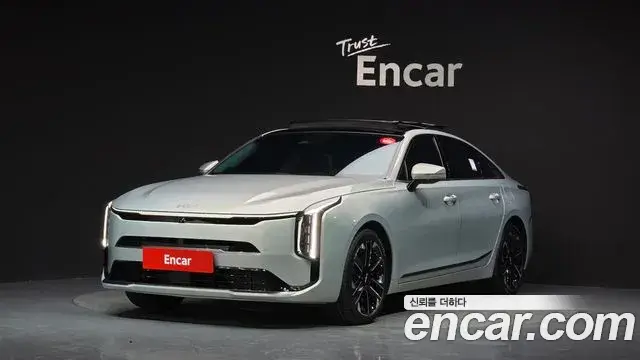 Kia K8, 2025