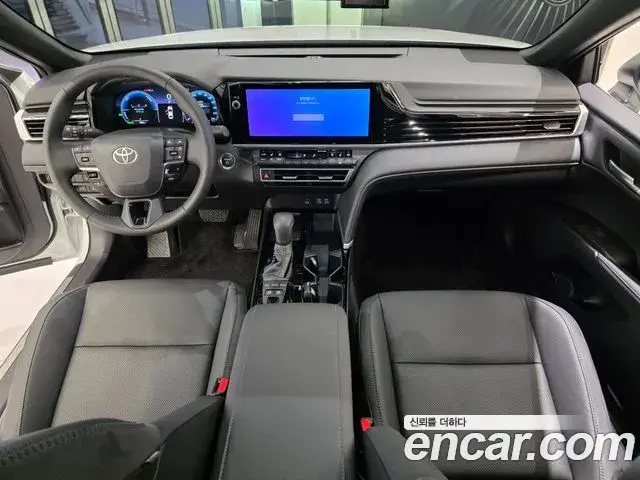Toyota Camry, 2025