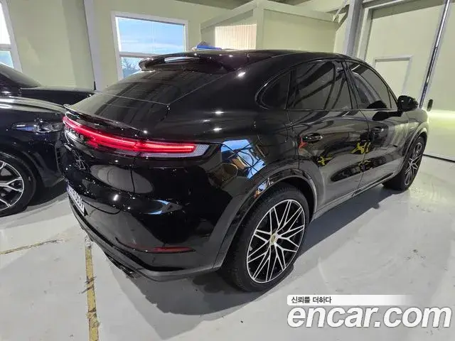 Porsche Cayenne, 2025
