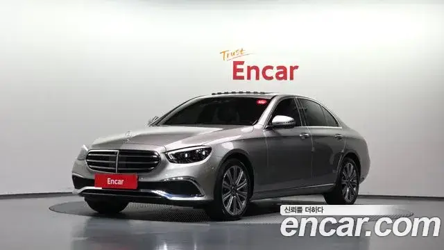 Mercedes-Benz E-Class, 2022