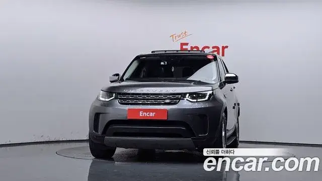Land Rover Discovery 5, 2018