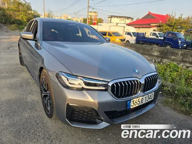 BMW 5 Series, 2022