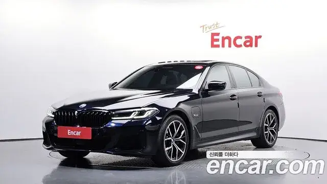 BMW 5 Series, 2022