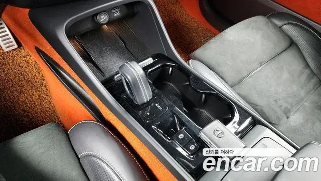 Volvo XC40, 2020