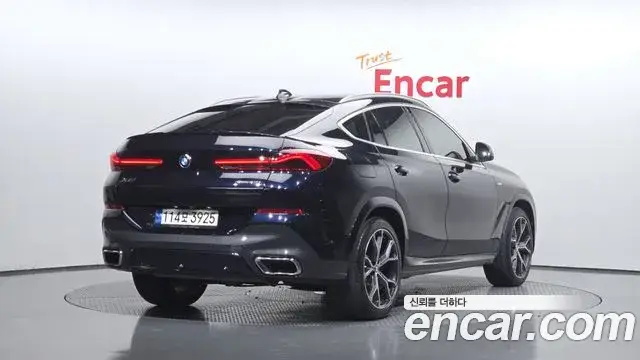 BMW X6, 2022