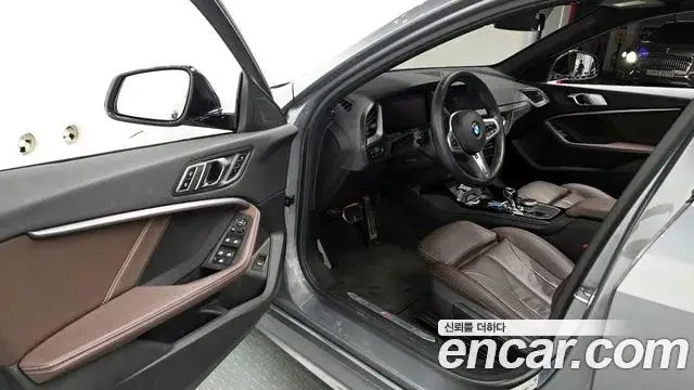 BMW 1 Series, 2022